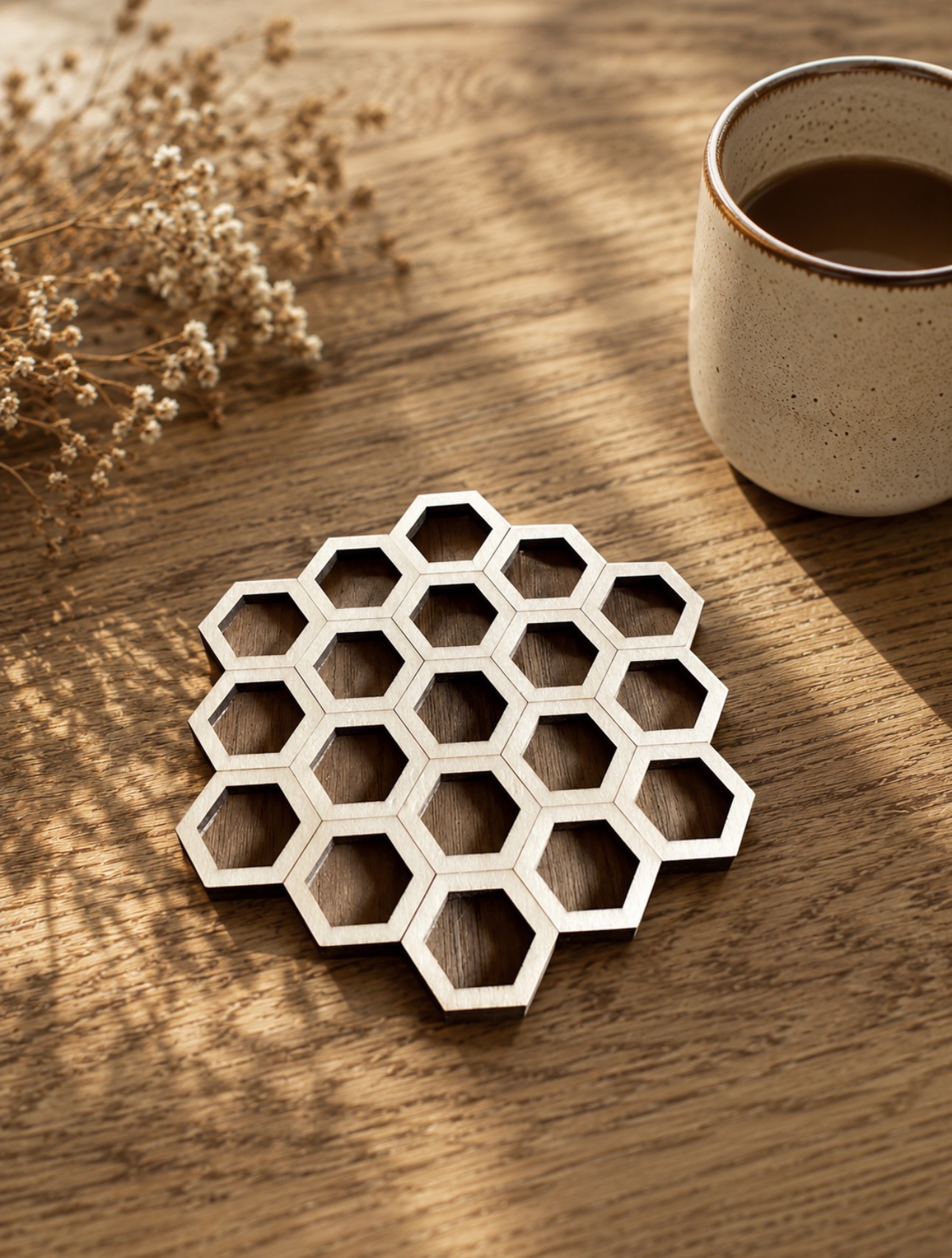 Holz-Untersetzer Honigwabe – Hexagon aus Linde & Walnuss
